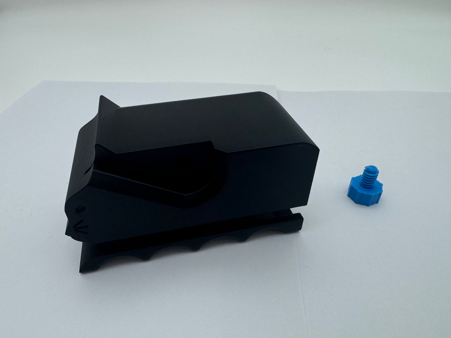 Cat Scratch Cardboard Cutter